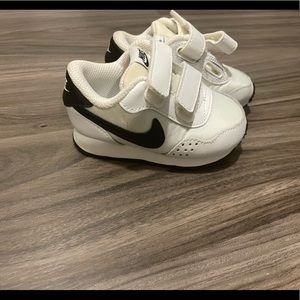 Nike MD VALIANT (TDV)